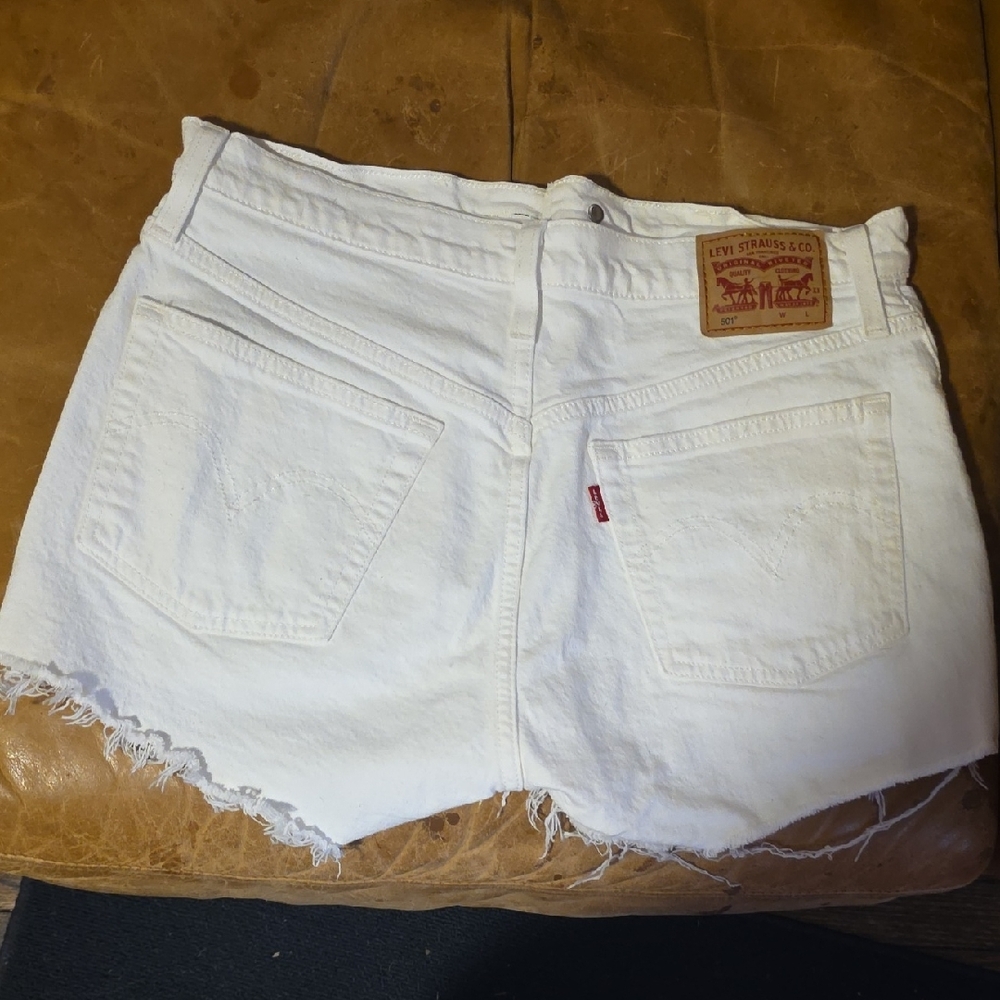 Levi's White Denim Cutoff Shorts - Picture 10 of 16